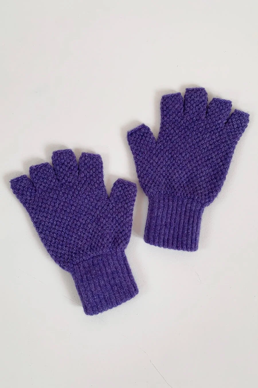Pure Wool Fingerless Gloves — Collingwood-Norris